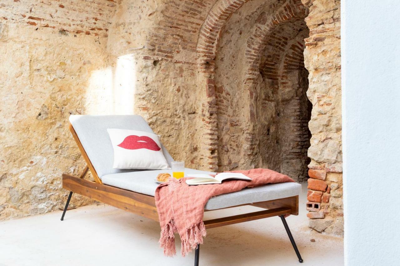 Archi-Pelago Alfama Design Suites Guesthouse Lisbona Esterno foto
